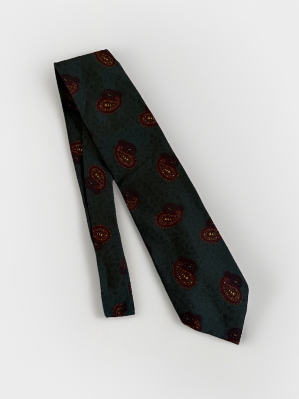 Ferrell Reed Von Maur Silk Tie Green Burgundy Paisley Woven Switzerland Handmade